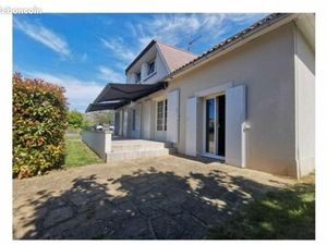 A vendre jolie maison de campagne 28150 à 190000