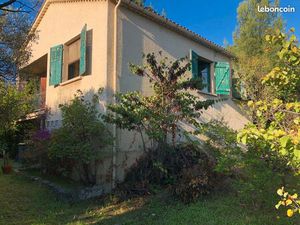 Maison à rénover au calme