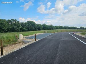 Terrain viabilisé à 7 minutes de Gaillac  cadre champêtre