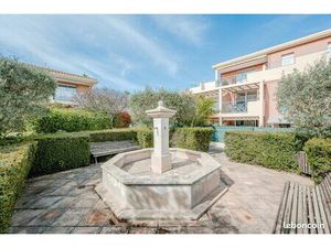 Parking/box 15 m² Hyères