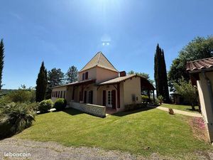 Maison architecte 8 pièces vue panoramique 255m2