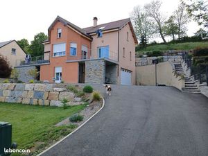 Maison d’architecte 5 pièces – 150 m² – Environnement naturel et calme