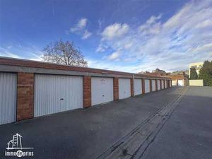 12 Garages opbrengsteigendom