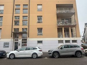 Bureaux / Cabinet / Local à partager