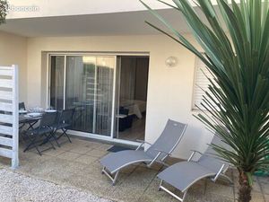 Studio Les Parcs  place de Verdun avec terrasse et jardin privatif