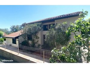 Maison - 6 pièces - 135 m²