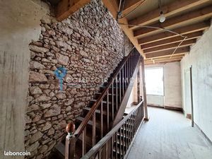 Maison 10 pièces 340 m²