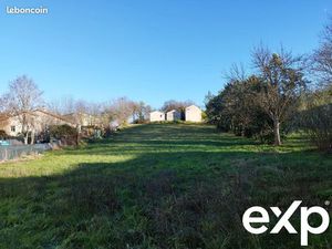 Terrain 2720 m² Cahors