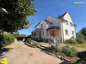 Maison 9 pièces 230m2 + 30m2 dépendance - piscine chauffée