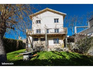 Maison - 4 pièces - 90m²