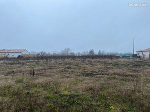 Terrain 591 m² Lagrave