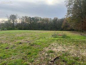 Terrain 1 604 m² Leguillac De L Auche