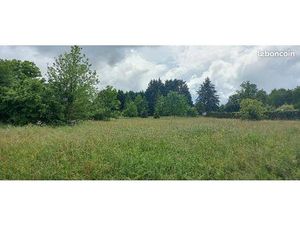 Terrain 1 678 m² Montpon Menesterol