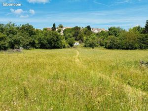 Terrain 1 740 m² Regusse