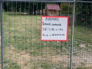 Terrain constructible à cellettes