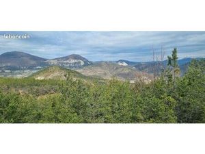 Terrain 355899 m² Laborel