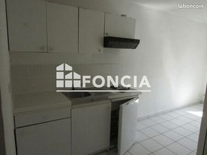 Studio 1 pièce 17 m²