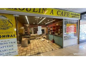 Local 50 m² Mayenne