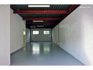 Local bureaux 160 m²