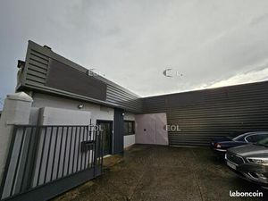 Local d'activité 455 m²