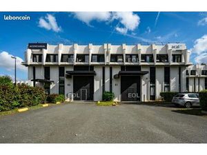 Local d'activité 678 m²