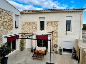 Maison de ville - Camaret sur Aigues