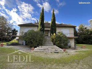 Maison 6 pièces 224 m²