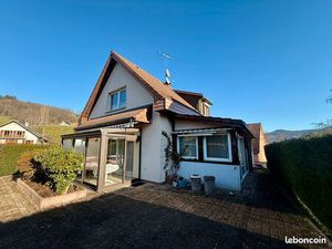 Maison 9 pièces 151 m²