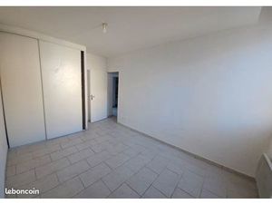 P2 42 m2 traversant lumineux