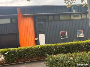 LOCAL D’ACTIVITÉ Espace Comboire