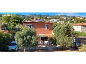 Maison piscine ollioules