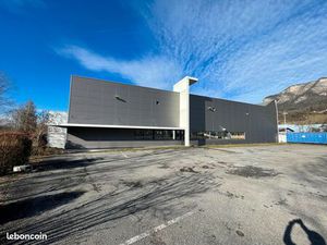 Entrepôts de 662 à 859 m² à vendre – AYSE (74130)