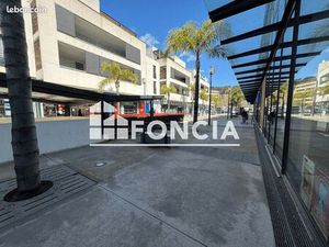 Local commercial 103 m²