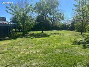 ⭐ Centre du Vernet – Terrain plat 1 093 m²  emplacement idéal