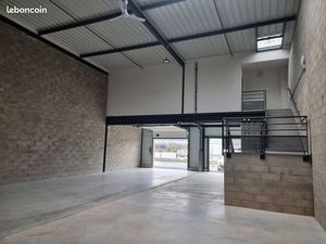 A LOUER LOCAL D'ACTIVITE 240m² BRETIGNY SUR ORGE