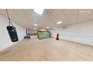 Local commercial 242 m² MULHOUSE