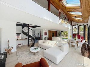 Maison 5 pièces 140 m²