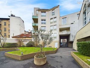 Appartement 4 pièces 81 m²