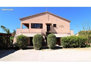 Appartement 120 m2 en rez de jardin + terrasse à 150 m de la plage de la Bergerie