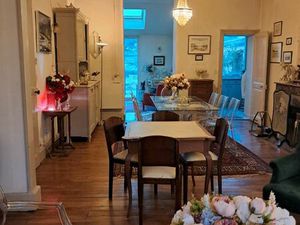 Maison bien placée avec beaucoup de charme