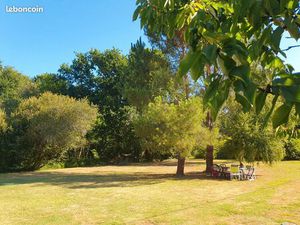Maison entièrement rénovée entre forêt et océan