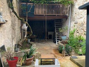 Maison à vendre centre ville saintes 269000euros