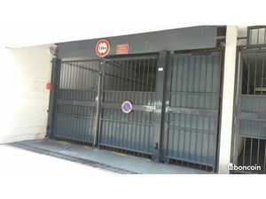 A VENDRE 1 place de Parking