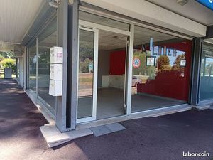 Location local professionnel