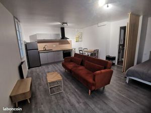 Studio meublé 29m2 quartier de l'Houmeau