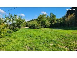 Terrain 1 170 m² Allan