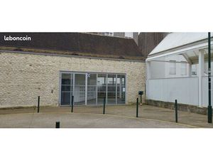 Studio + terrasse + parking