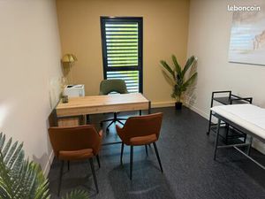 Cabinet médical meublé journée