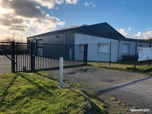 Local 550 m² LANDIVISIAU