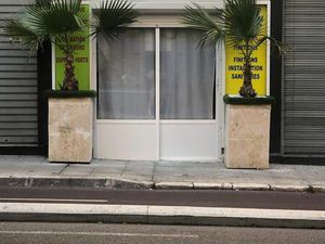 Local commercial Nice Centre